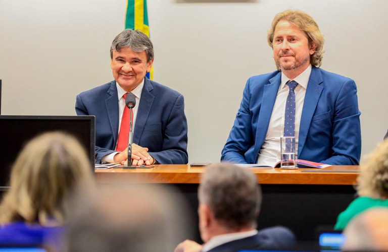 WhatsApp Image 2023-11-29 at 19.35.07 (1).jpeg