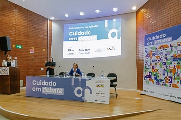 Evento na UnB reuniu autoridades, pesquisadores e sociedade civil para apresentar iniciativas inéditas que integram dados, participação social e produção científica para fortalecer o cuidado como direito e bem público