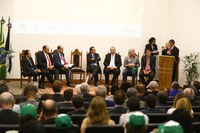 MDS participa da assinatura de pacto para a garantia de direitos trabalhistas na produção de café