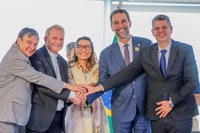 MDS participa de assinatura de convênio para implementação de Cozinhas Comunitárias Sustentáveis