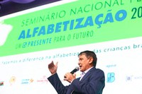 MDS participa de seminário sobre a alfabetização das crianças brasileiras