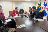 MDS recebe delegação da República Dominicana para troca de experiências em políticas públicas de combate à fome e à pobreza