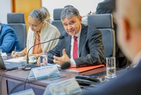 Ministro propõe renda complementar em Mesa de Repactuação no caso da tragédia de Mariana (MG)