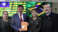 Ministro recebe representantes de associação que apoia familiares de vítimas da Covid-19