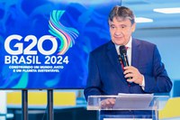 Ministro Wellington Dias acompanha presidente Lula em viagem à Colômbia