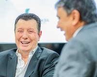 Ministro Wellington Dias debate questões sociais de Goiás com parlamentar do estado