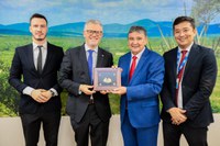 Ministro Wellington Dias e embaixador da Ucrânia no Brasil tratam sobre cooperação na área social