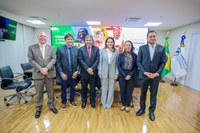 Ministro Wellington Dias e vice-prefeita de Imperatriz debatem fortalecimento da assistência social