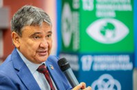 Ministro Wellington Dias visita Senai Cimatec em Salvador