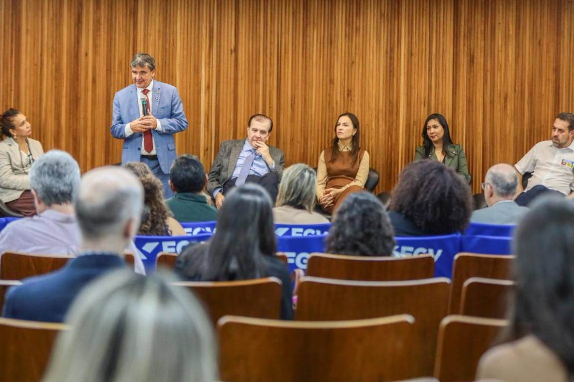 Estudo da FGV mostra que famílias cujo responsável é uma mulher, lideram a redução da insegurança alimentar e nutricional no país, refletindo o impacto direto de políticas do Governo do Brasil