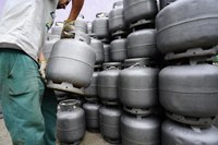 Pagamento do Auxílio Gás começa nesta segunda-feira (11.12) para 5,4 milhões de famílias