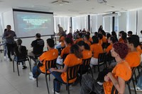 Parceria entre MDS e MDIC promove autonomia econômica para pessoas inscritas no CadÚnico