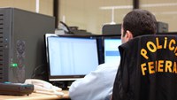 Polícia Federal realiza operação contra suspeitos de fraudar o Auxílio Emergencial