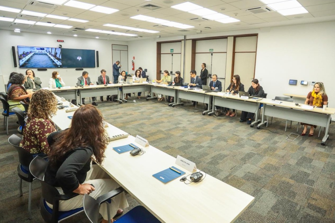 Iniciativa “Cuidado em Casa”, desenvolvida em parceria com BID e JICA, será testada em três municípios e busca fortalecer a integração entre saúde e assistência social