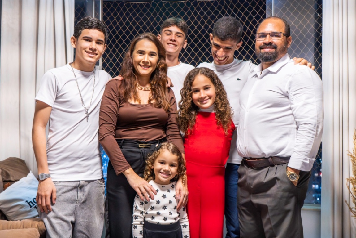 Iniciativas como o Bolsa Família, o Programa Universidade Para Todos e o Minha Casa, Minha Vida contribuíram para história de superação da pobreza e da violência