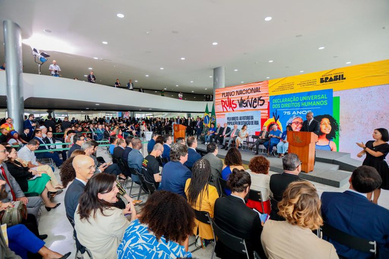 WhatsApp Image 2023-12-11 at 13.16.14 (18).jpeg