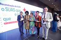 Prêmios para quem construiu o SUAS marcam dia da Conferência Nacional de Assistência Social