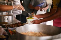 Reconhecida pelo Papa Francisco, Cozinha Solidária São Marcos combate a fome em Campinas