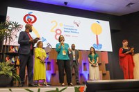 Semana de Inovação: secretária Laís Abramo entrega prêmios na categoria Inovação para o Cuidado