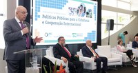 Seminário Internacional de Políticas Públicas apresenta programas sociais do governo federal