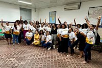 Trabalhadoras domésticas concluem curso de cuidadoras de idosos, com apoio de cuidotecas