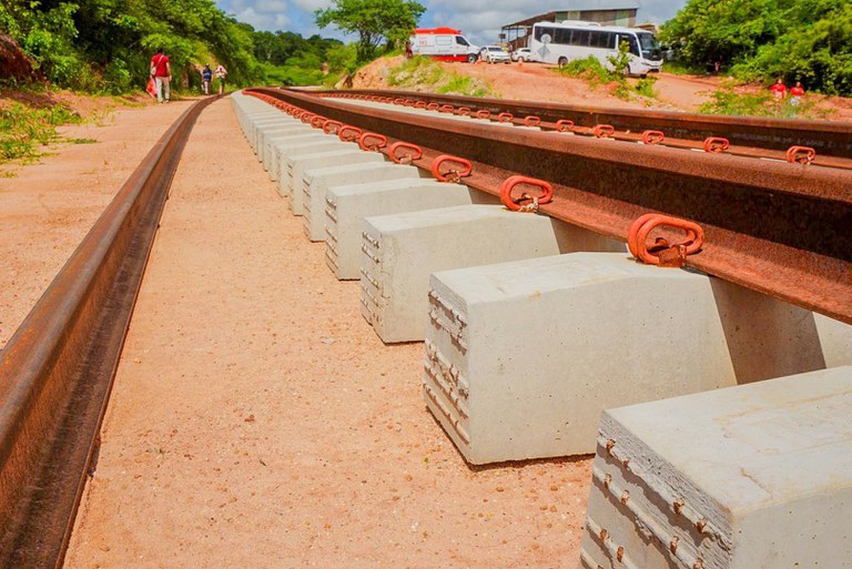 foto_roberta_aline_MDS_camaraWhatsApp Image 2024-04-05 at 14.19.13 (1).jpeg