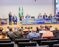 Wellington Dias defende trabalho junto aos municípios para promover desenvolvimento social