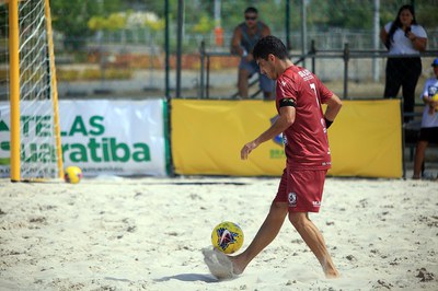 07_12_beach_soccer2.jpg