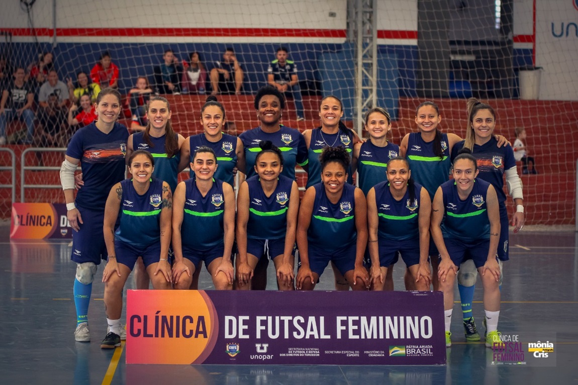 30122019_clinica_futsal_feminino.jpeg