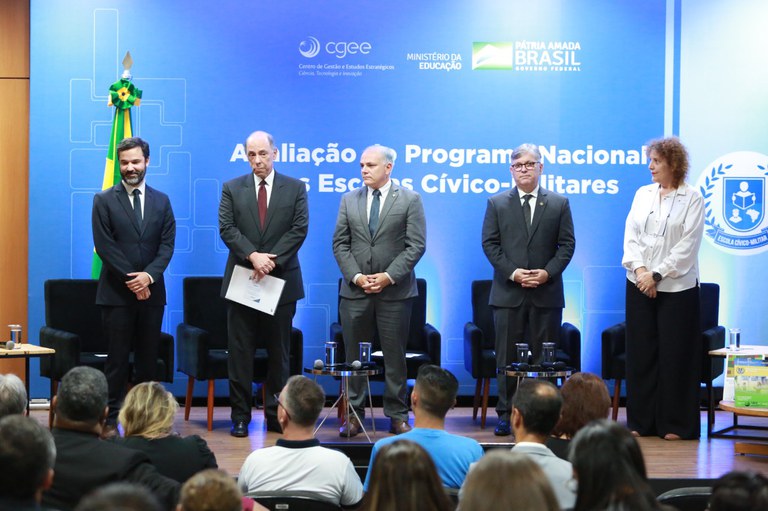 Programa Nacional das Escolas Cívico-Militares (2).jpeg