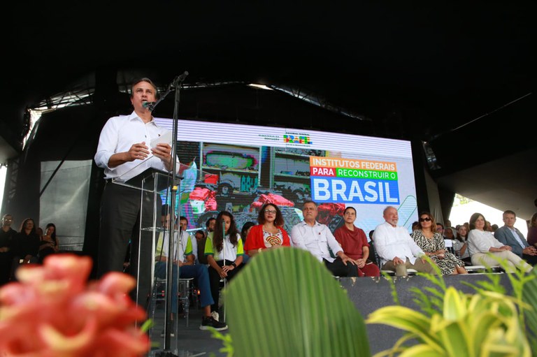 EDUCAÇÃO PROFISSIONAL E TECNOLÓGICA 