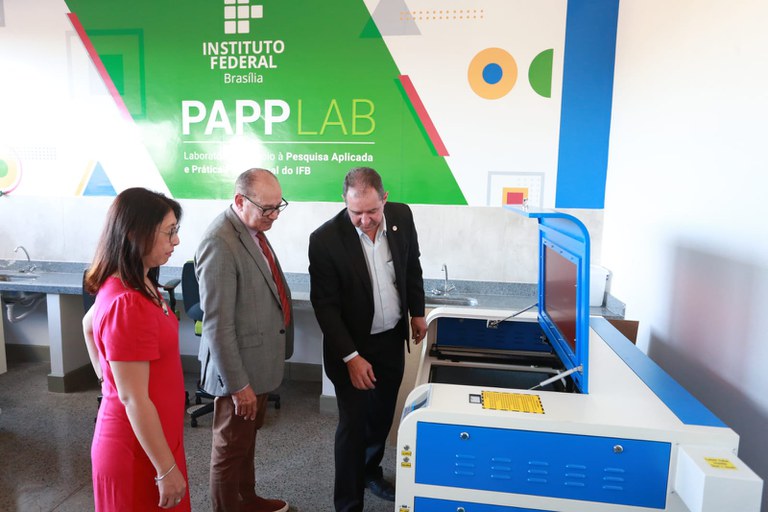 EDUCAÇÃO PROFISSIONAL E TECNOLÓGICA 