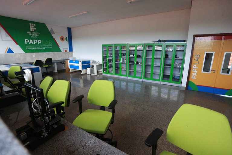 EDUCAÇÃO PROFISSIONAL E TECNOLÓGICA 