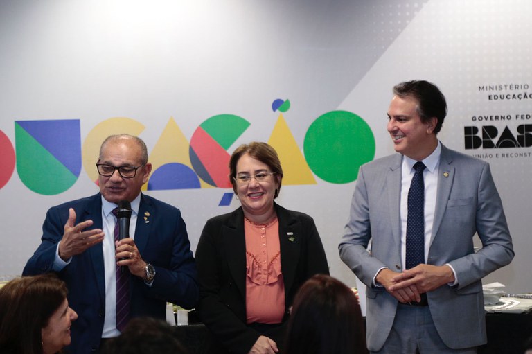 EDUCAÇÃO PROFISSIONAL E TECNOLÓGICA