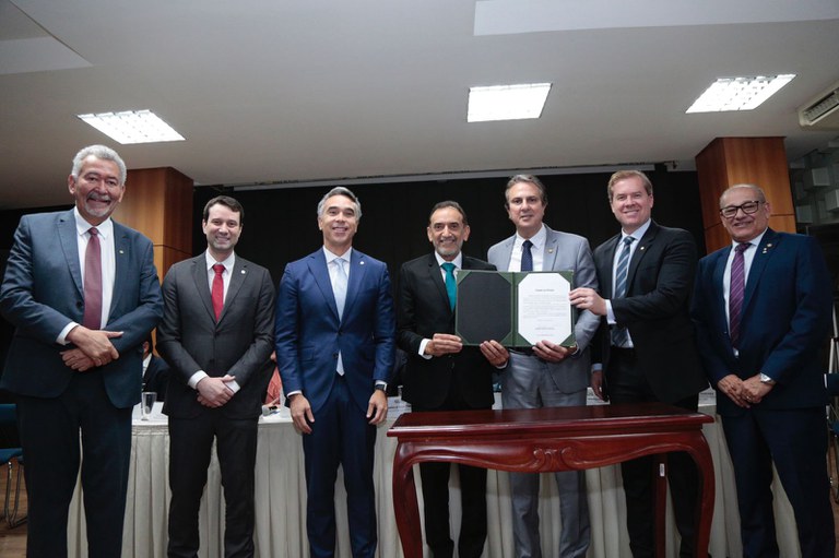 EDUCAÇÃO PROFISSIONAL E TECNOLÓGICA