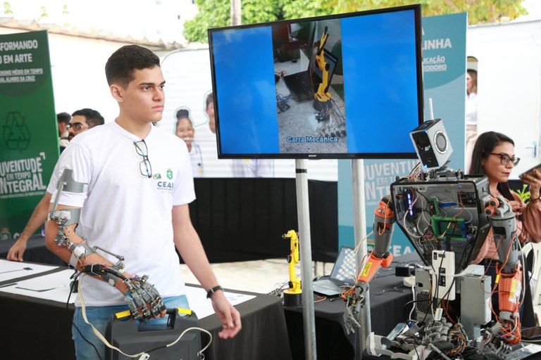ESCOLA EM TEMPO INTEGRAL