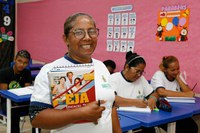 MEC apresenta Programa Brasil Alfabetizado no Simec