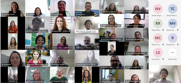 Escola das adolescências.jpeg