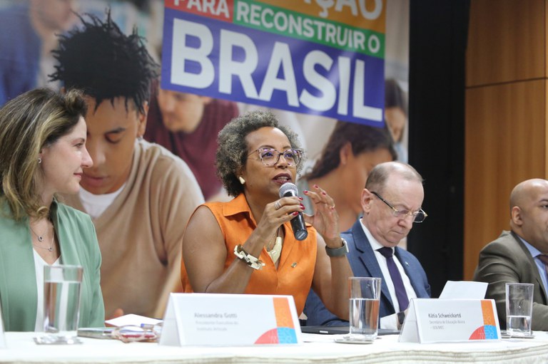 WhatsApp Image 2024-08-27 at 15.44.13.jpeg