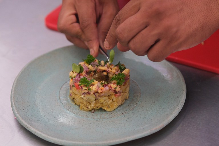 WhatsApp Image 2024-11-27 at 17.45.34.jpeg