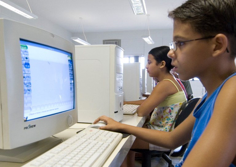 20090319_Laboratório de Informática_Foto_Wanderley Pessoa (1).jpg