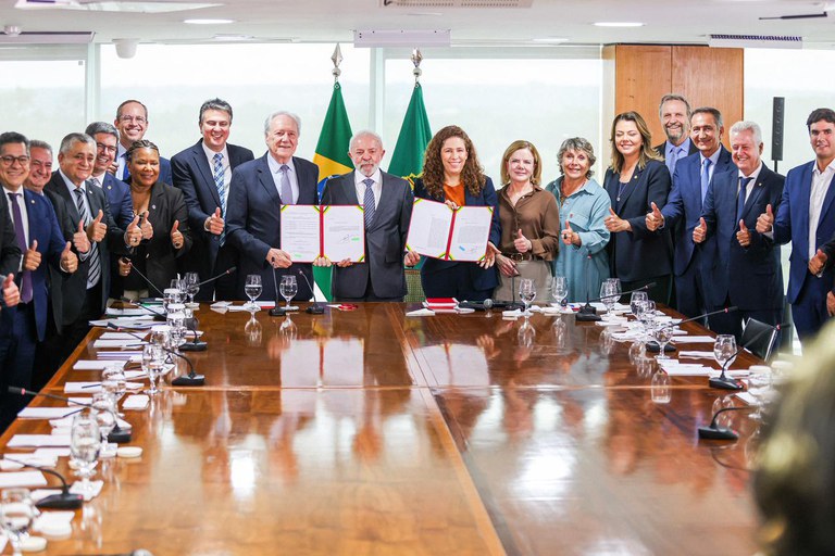 Governo envia ao Congresso PL que cria cargos em universidades