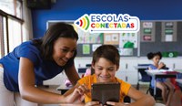MEC, MCom e BNDES lançam edital para conectar 1,2 mil escolas