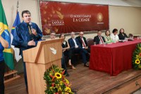 Ministro Camilo recebe título de Doutor Honoris Causa