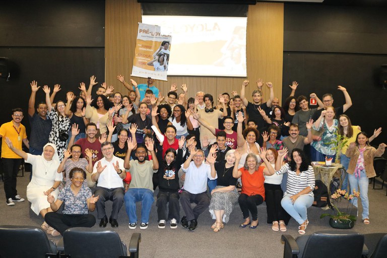 Foto Cursinho Loyola.jpg