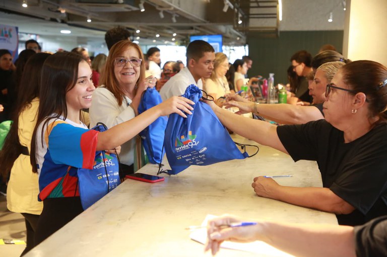 Entrega dos kits da corrida MEC 95 anos em bras´ília