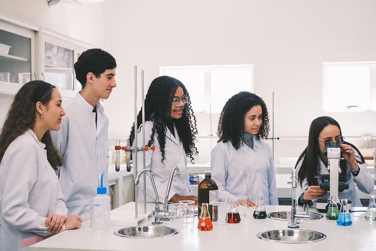 MEC e Andifes lançam pesquisa de perfil de estudantes.jpg