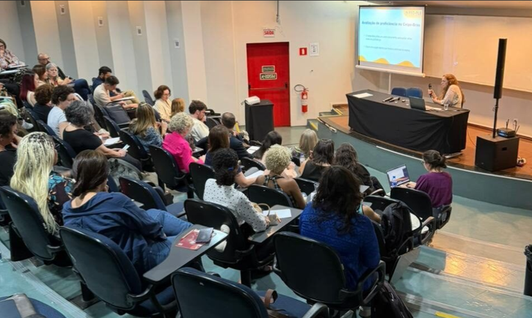 Encontro capacitou docentes do PEC-PLE .png