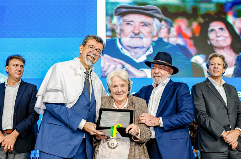 MEC participa de homenagem da UFABC a Pepe Mujica