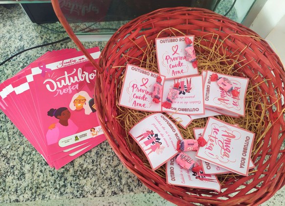 HUAC celebra o Outubro Rosa com mutirão de cirurgias e ações educativas